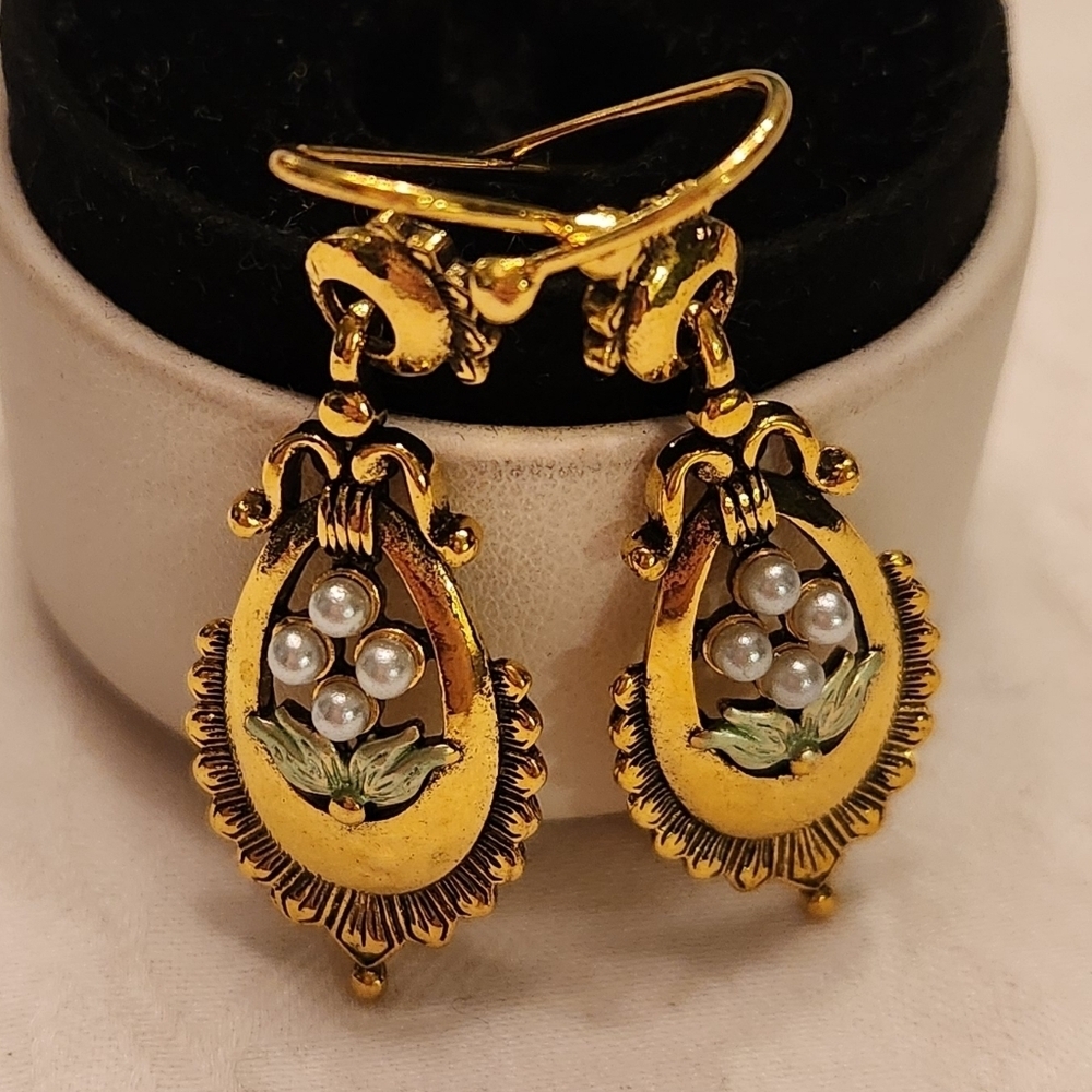 Victorian Revival Dangly Pearl Earrings